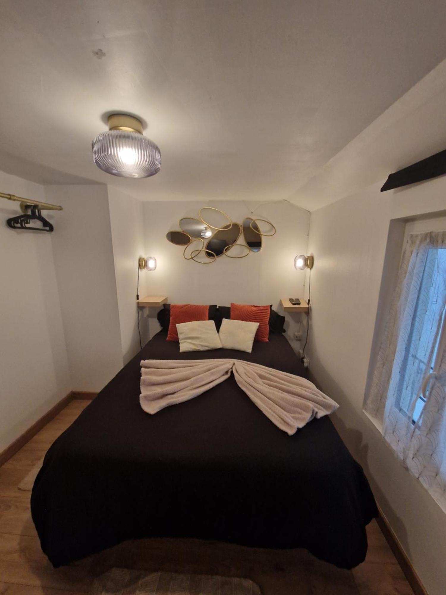 Apartament Le Petit Triplex Des Carmelites -Coeur Historique Rouen Zewnętrze zdjęcie