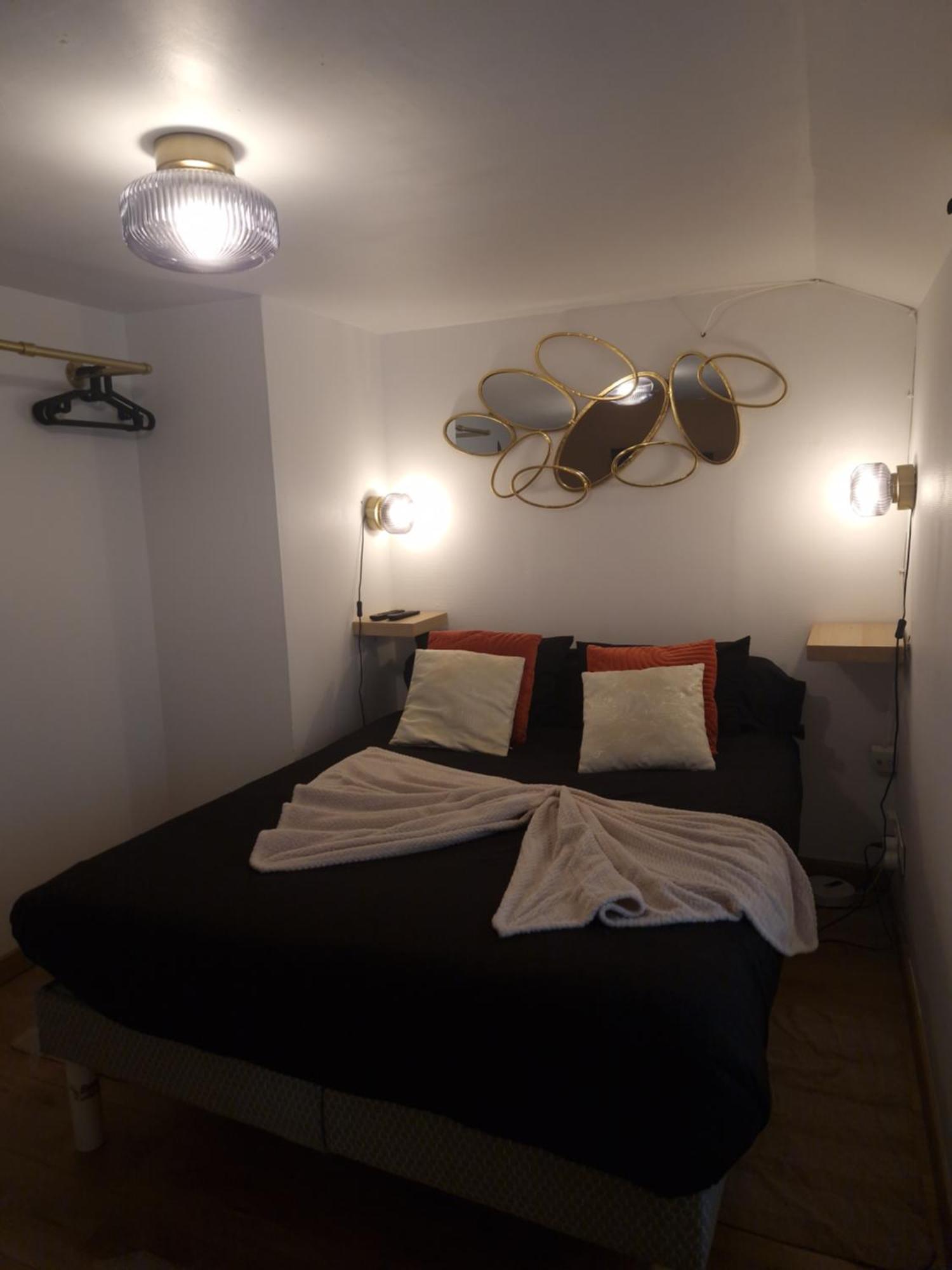 Apartament Le Petit Triplex Des Carmelites -Coeur Historique Rouen Zewnętrze zdjęcie